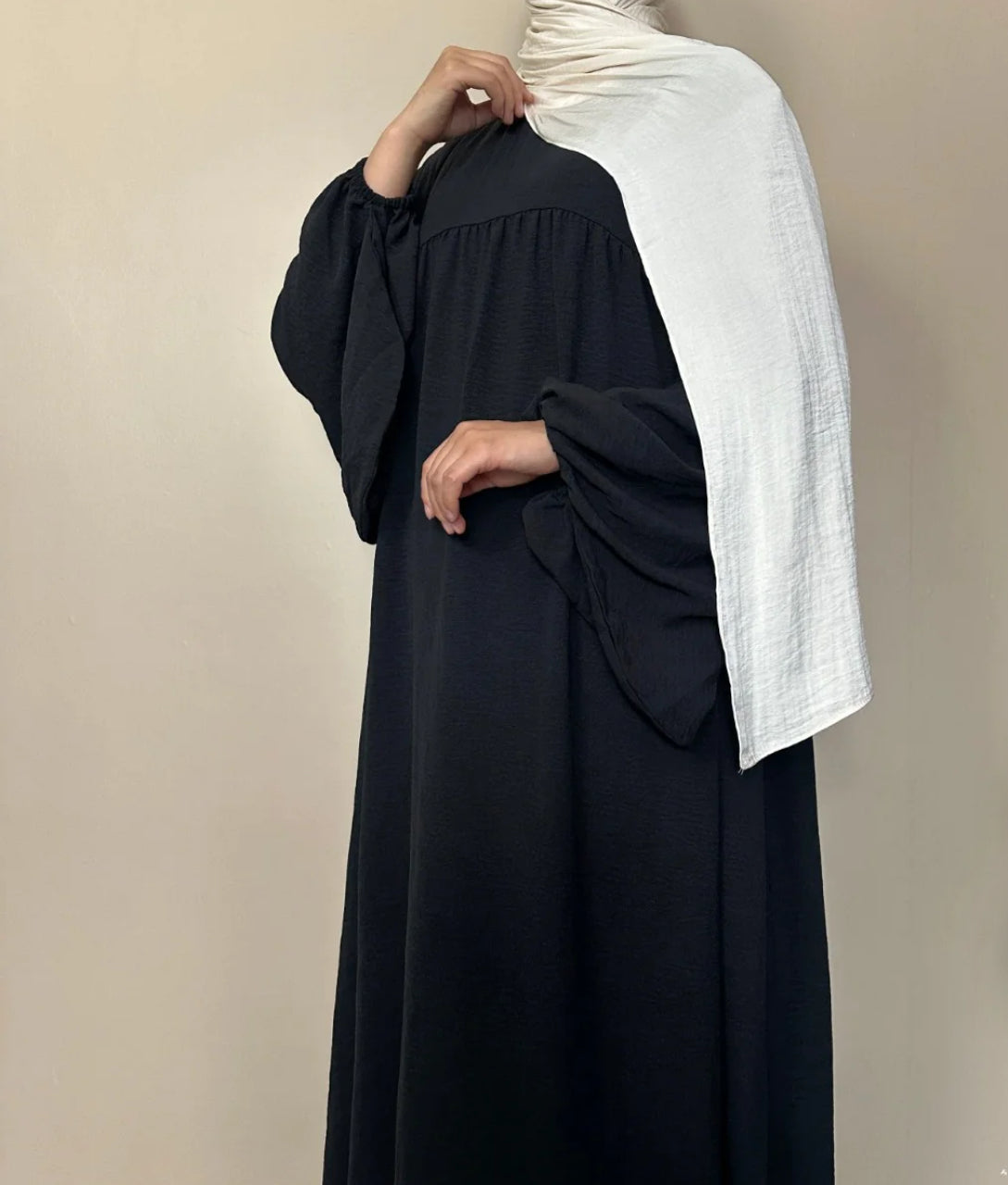 Berfin Crepe Abaya